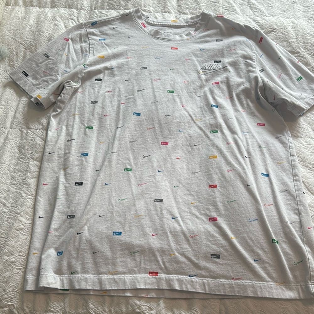 Nike tee shirt
